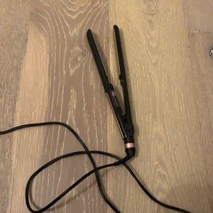 Amazing hair straightener!!